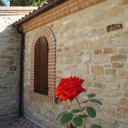 Valley View Holiday In With Pool Garden Casa vacanze Montelparo