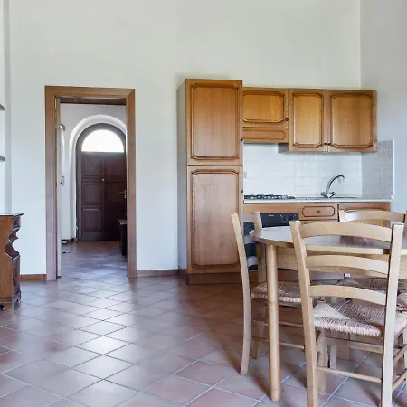 Casa vacanze Valley View Holiday In With Pool Garden Montelparo