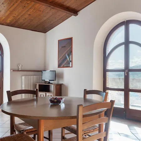 Casa vacanze Valley View Holiday In With Pool Garden